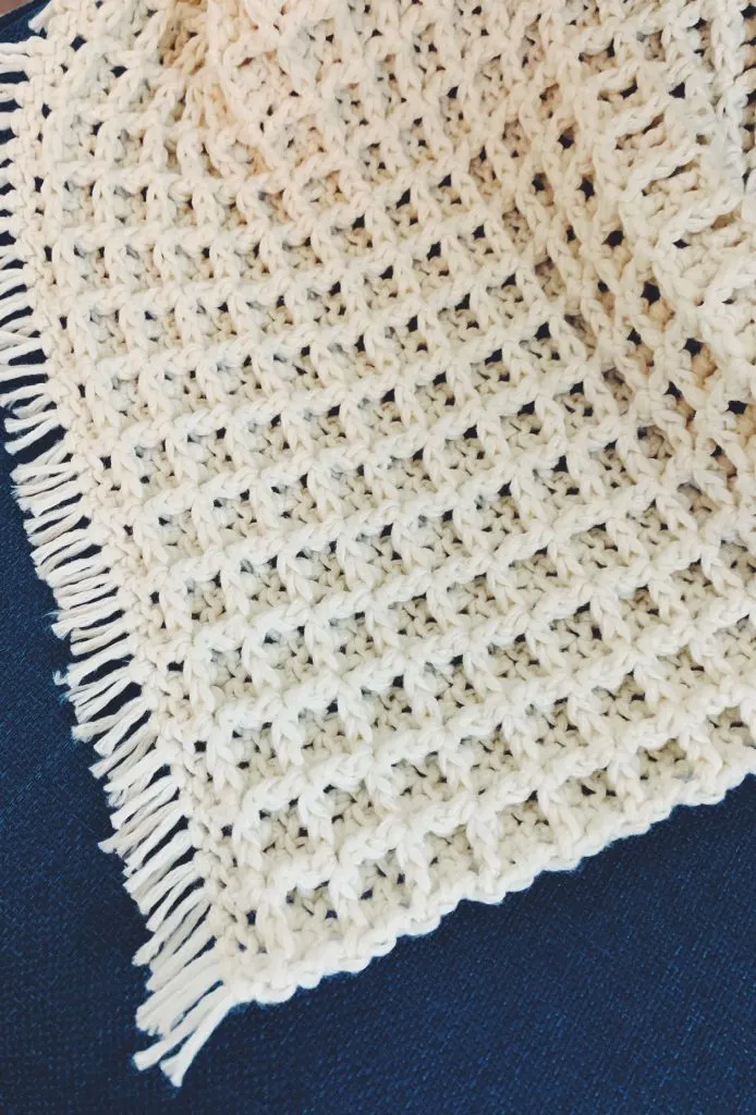 Crochet Waffle Stitch Blanket with Fringe - I Can Crochet That