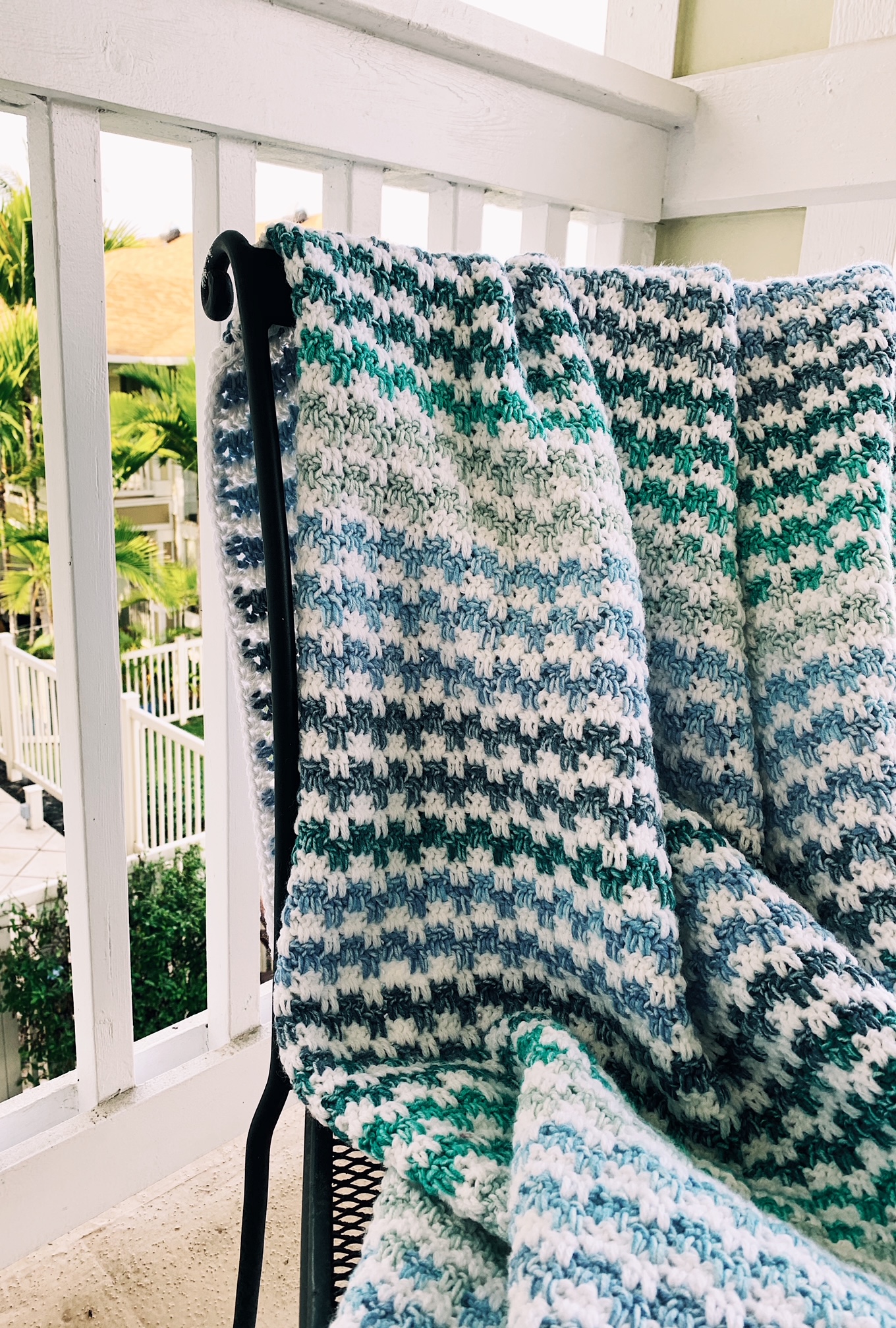 The Lanai Blanket – A Beautifully Textured Crochet Blanket Pattern