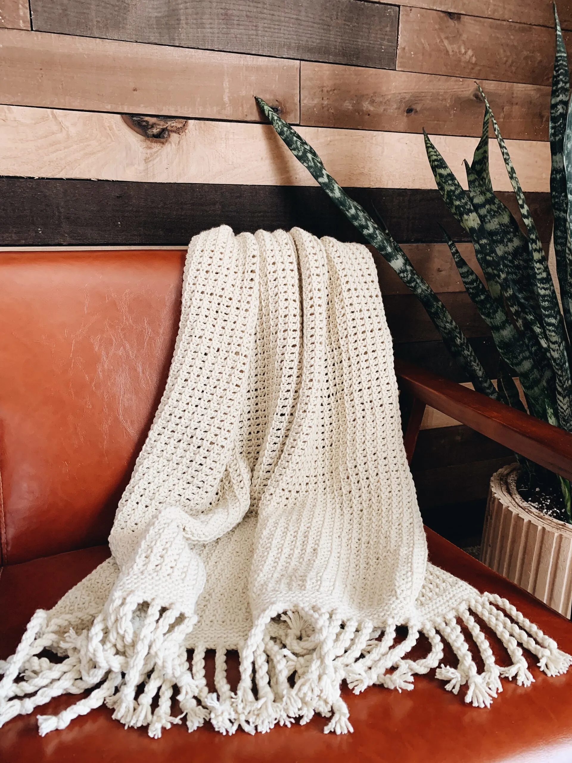 Crochet This Refreshed Blanket Pattern Today – Luxurious