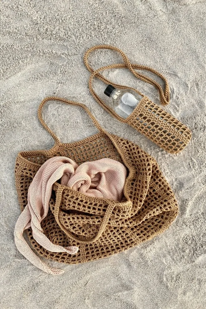 Summer Stripes Beach Bag - Free Crochet Bag Pattern