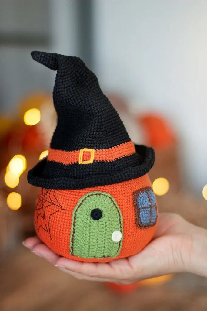 crochet pumpkin house a halloween crochet pattern