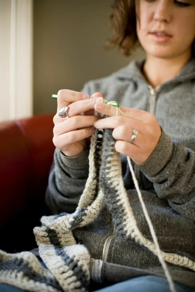 can crocheting help with anxiety