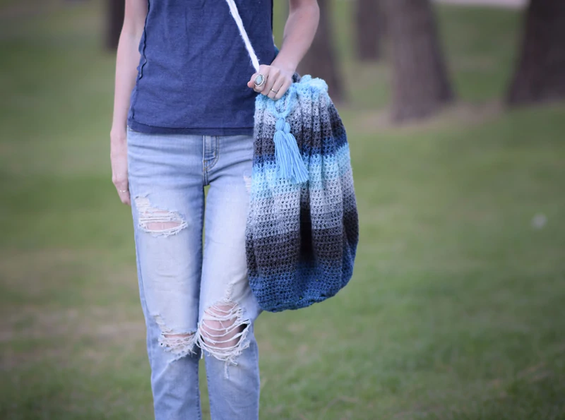 crochet bag pattern with self striping yarn
