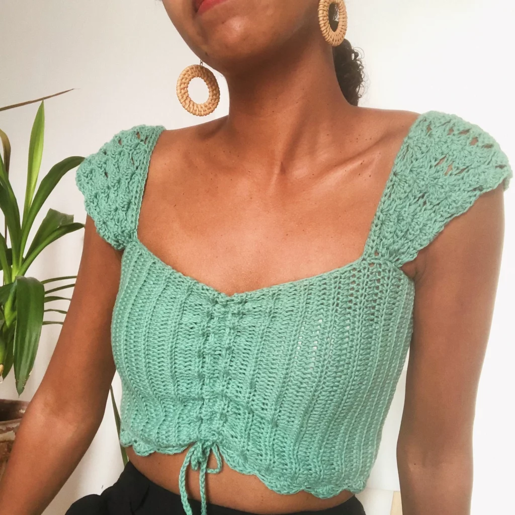 How To Make The Hottest DIY Fashion Crochet Trend  Crochet crop top, Crochet  top pattern, Crochet top