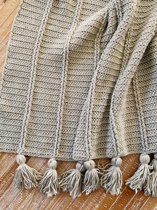 The Kara Blanket – An Easy Textured Crochet Blanket Pattern