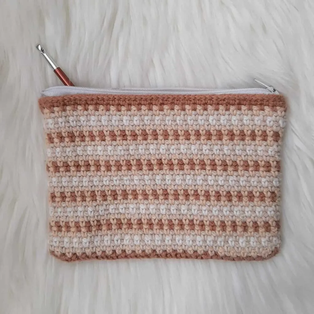 zippered crochet pouch pattern