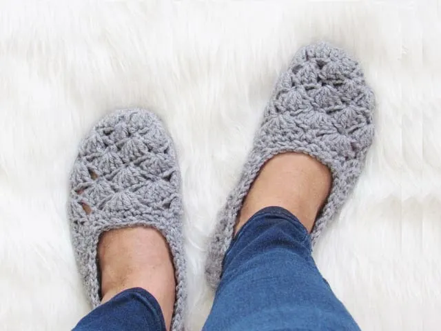 super quick crochet slippers pattern
