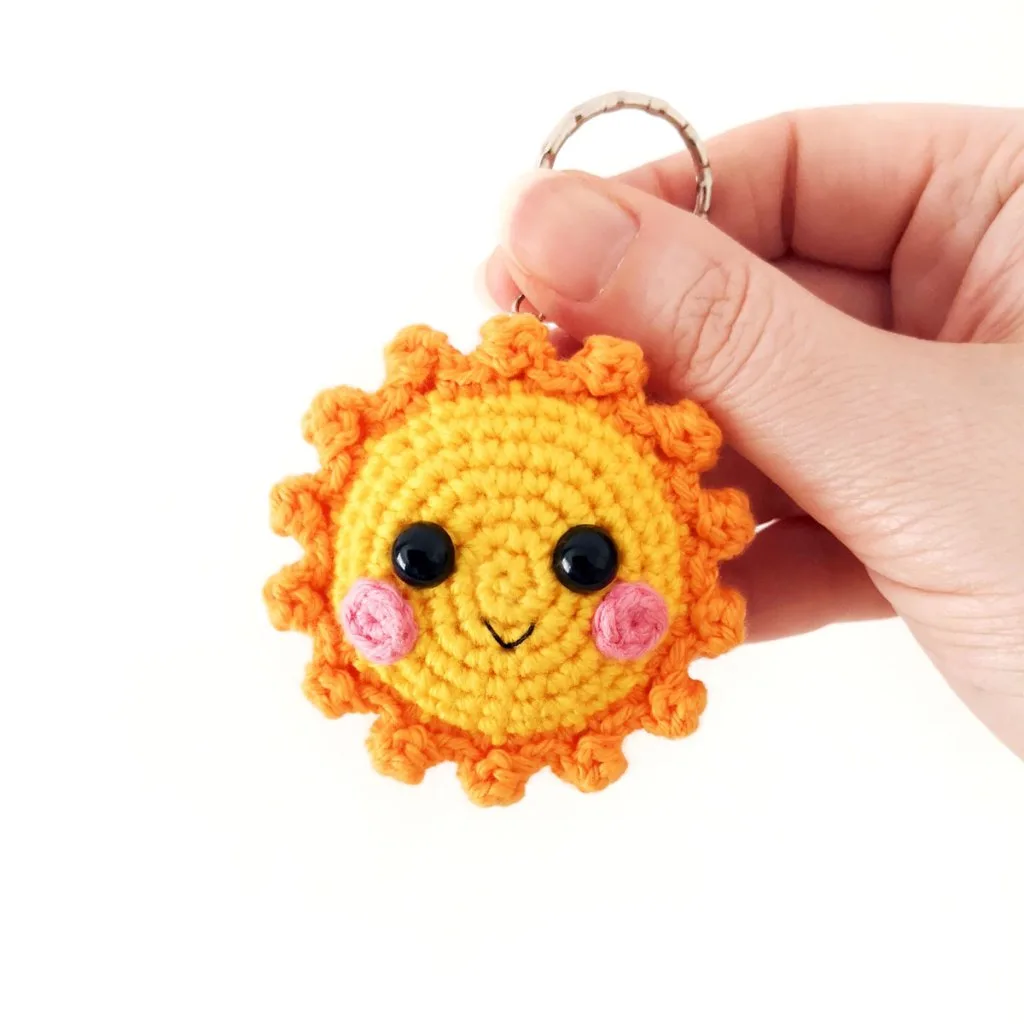 RAINBOW FRIENDS Orange KEYCHAIN