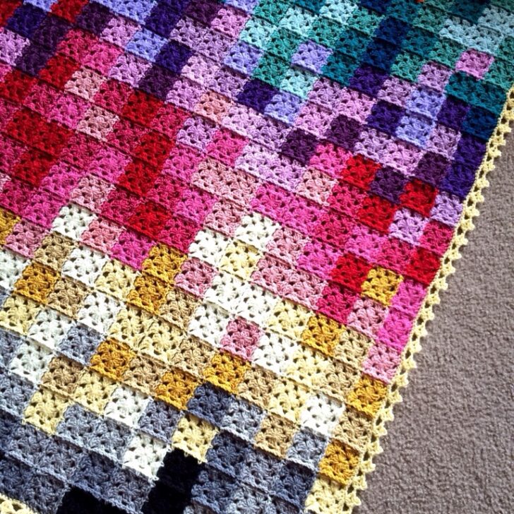15 Mesmerizing Crochet Temperature Blanket Patterns for 2024