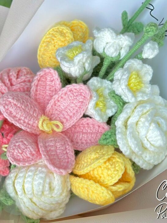 Blossom with Creativity: 15 Crochet Flower Bouquet Patterns!