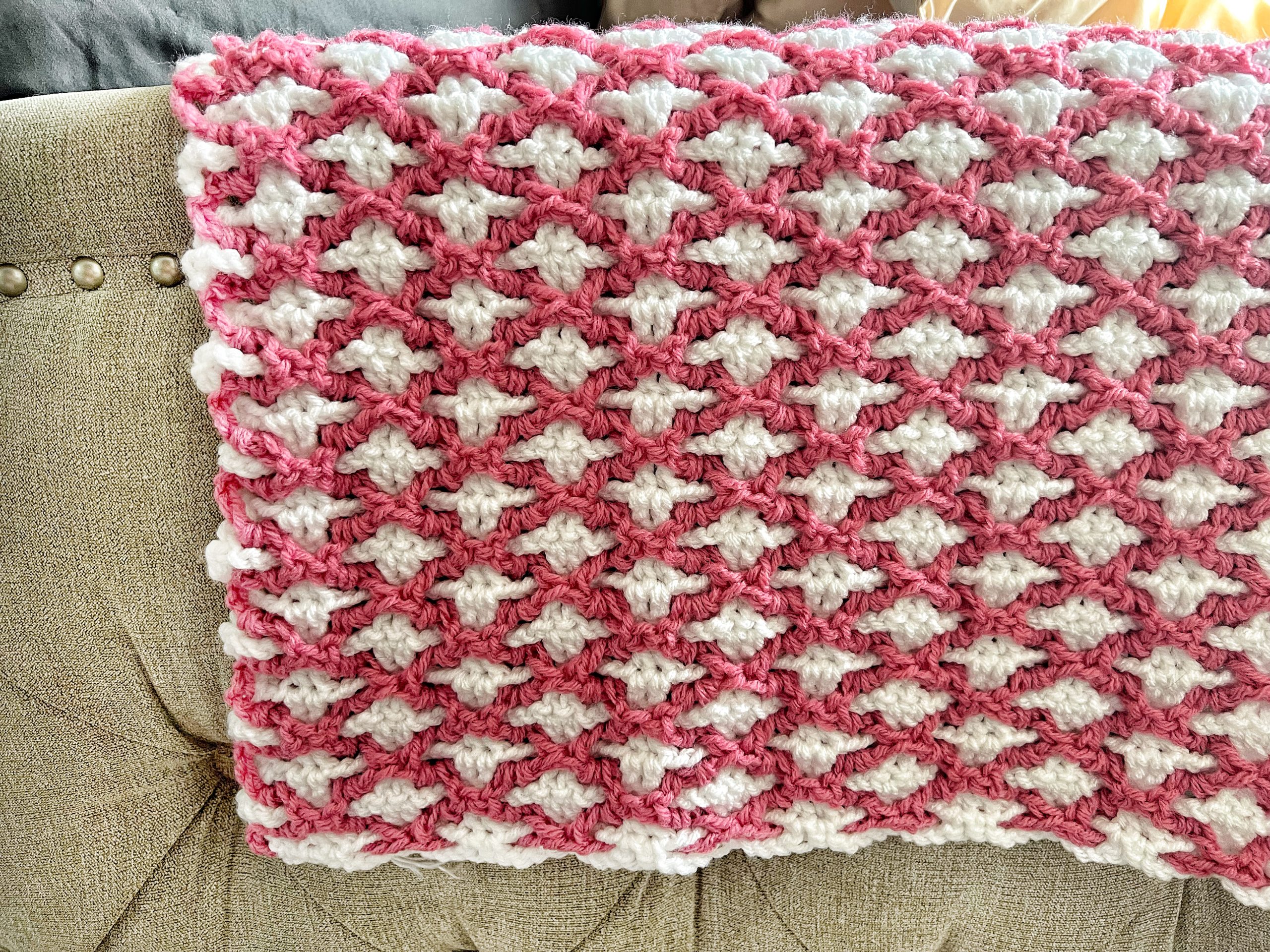 10 Stunning Two-Color Crochet Blanket Patterns - I Can Crochet That