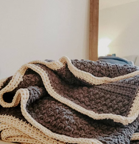 gray and white beginner friendly crochet blanket pattern