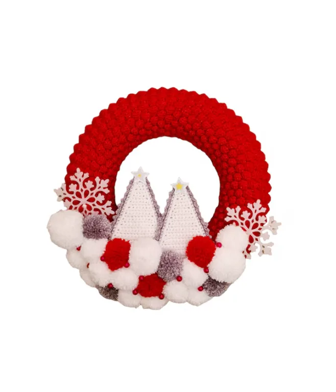 Festive Christmas Yarn Wreaths to Crochet This Winter