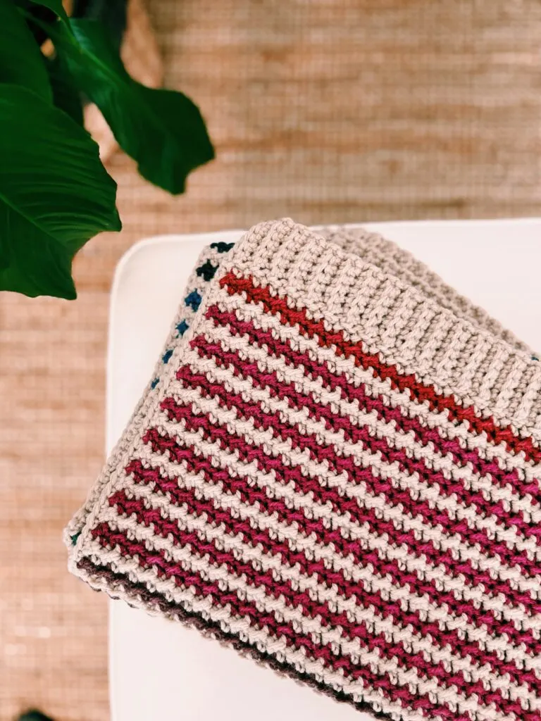 Free Crochet Pattern – Easy & Cozy Baby Blanket!