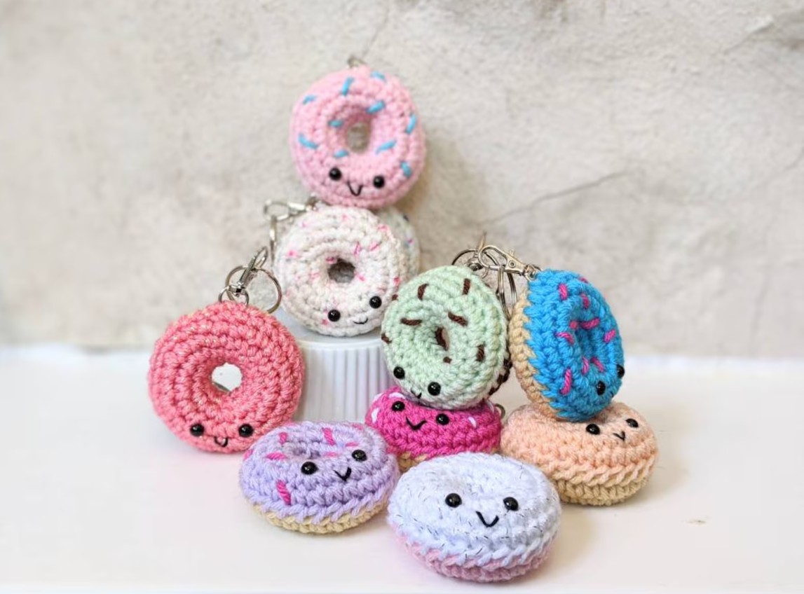 10 Small Crochet Keychain Ideas to Hook Up Fast