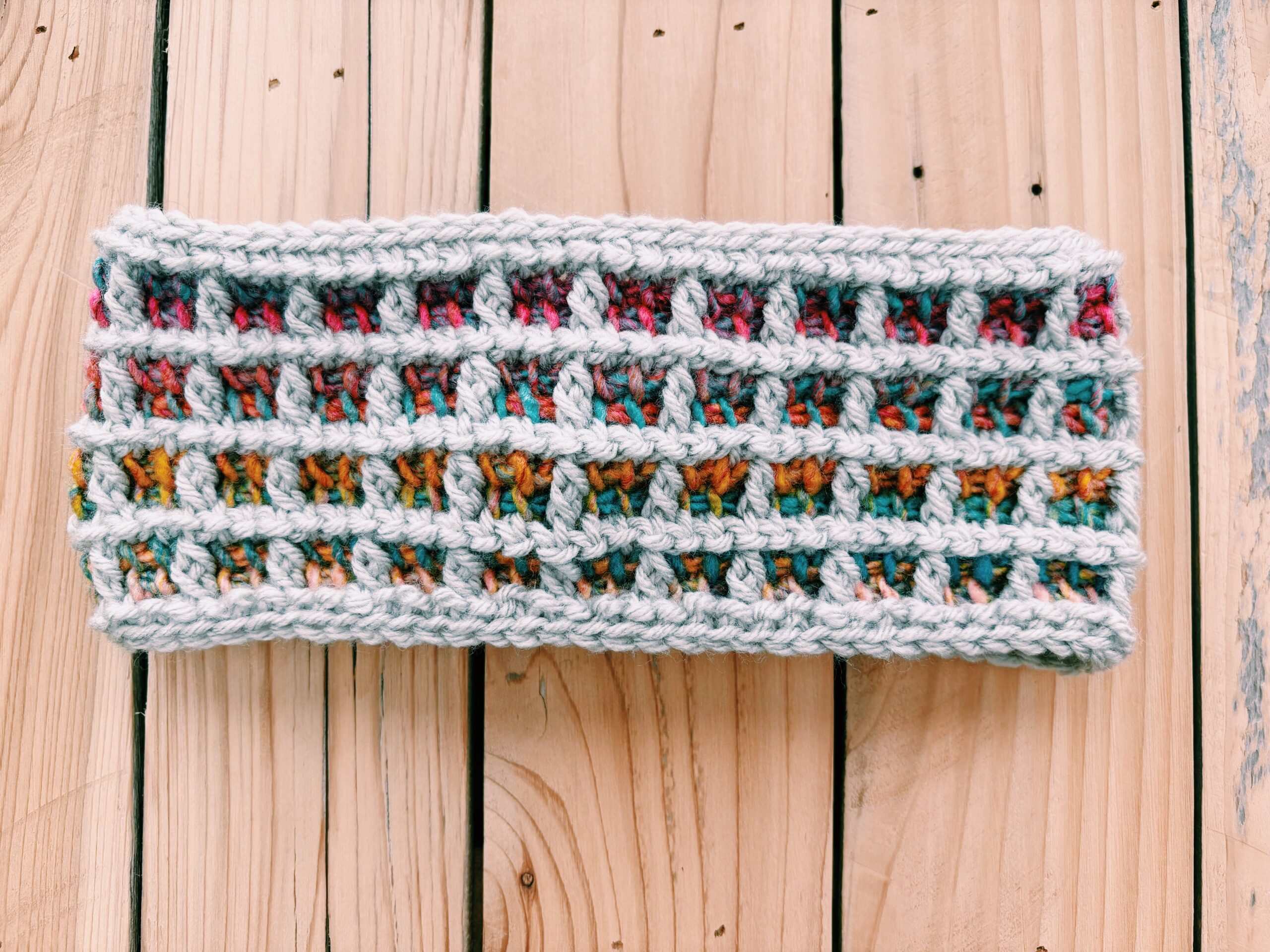 Quick & Cozy Crochet Ear Warmer Pattern (Free!)
