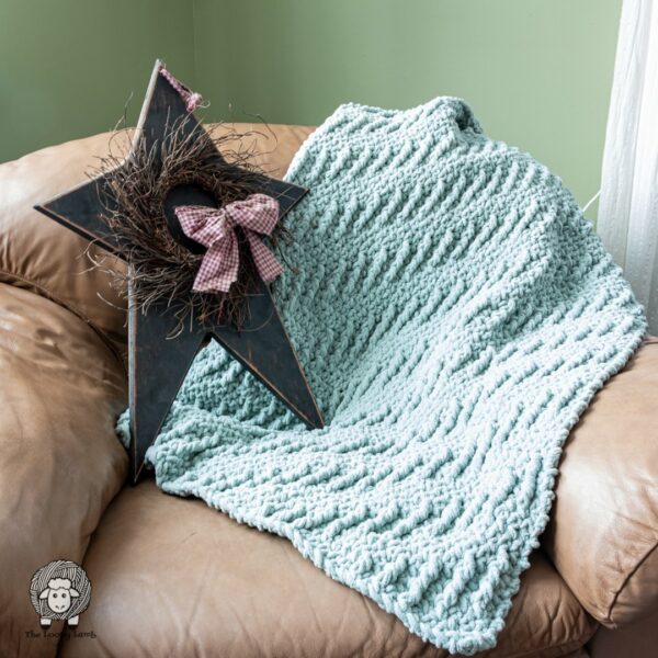 15 Bulky Yarn Crochet Blanket Patterns That Work Up Fast - I Can ...